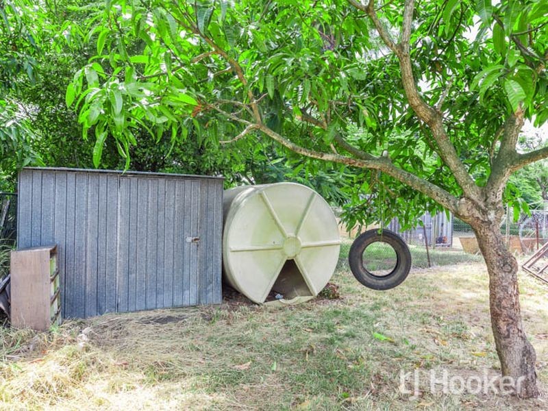 54 James Street, Mount Morgan QLD 4714