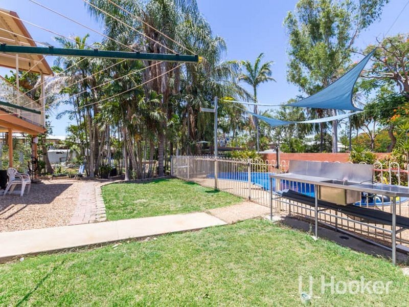65 Thompson Street, Park Avenue QLD 4701