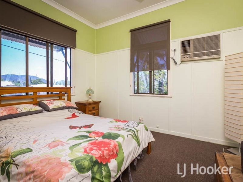 65 Thompson Street, Park Avenue QLD 4701