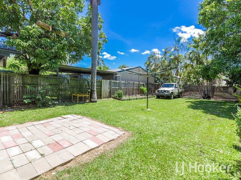 293 East Street, Depot Hill QLD 4700