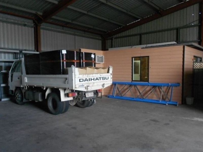 Shed 1/6 Power Street, Kawana QLD 4701