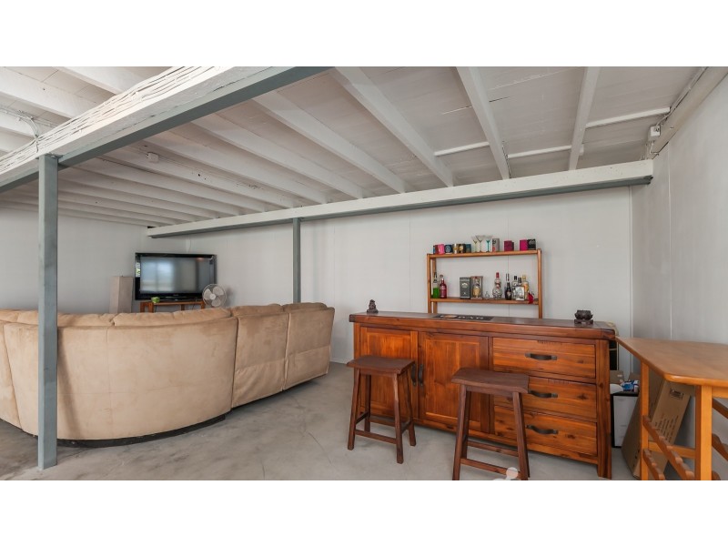 26 Cousins Street, The Range QLD 4700