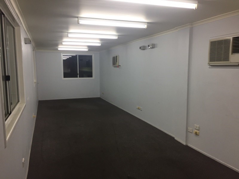 14 Robison Street, Park Avenue QLD 4701