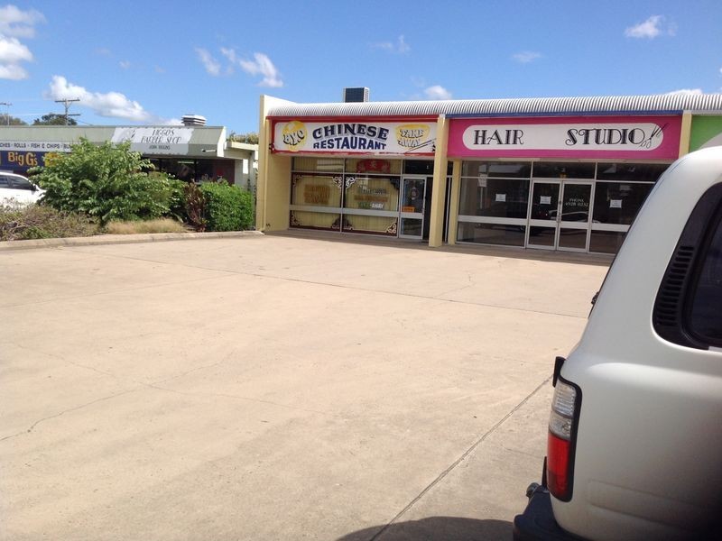 Shop 2/295 Richardson Road, Park Avenue QLD 4701