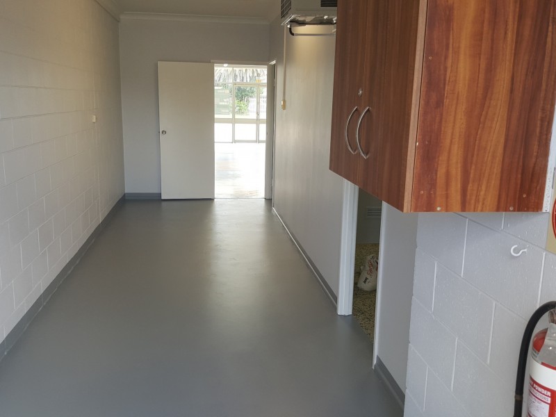 Shop 2/295 Richardson Road, Park Avenue QLD 4701