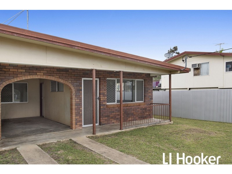 Unit 1&2/254 Carlton Street, Kawana QLD 4701