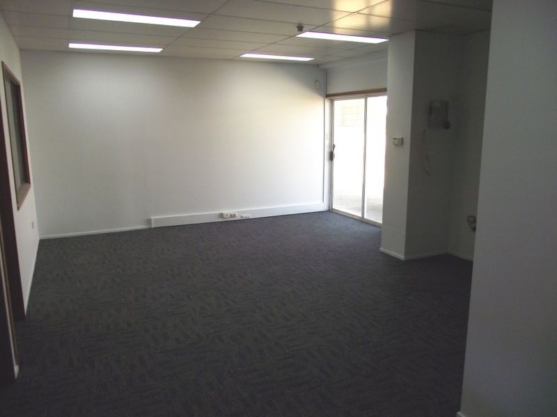22 Power Street, Kawana QLD 4701