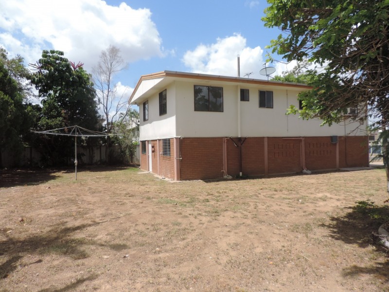 48 Twigg Street, Park Avenue QLD 4701