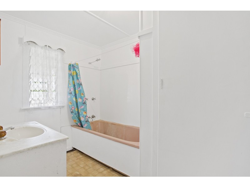 134 Stamford Street, Berserker QLD 4701