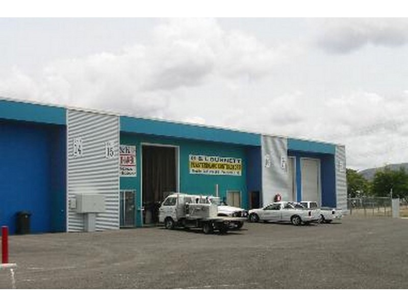 Unit 4/10 Dooley Street, Park Avenue QLD 4701