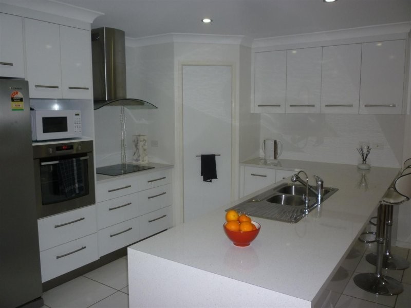 10 Pamela Court, Gracemere QLD 4702