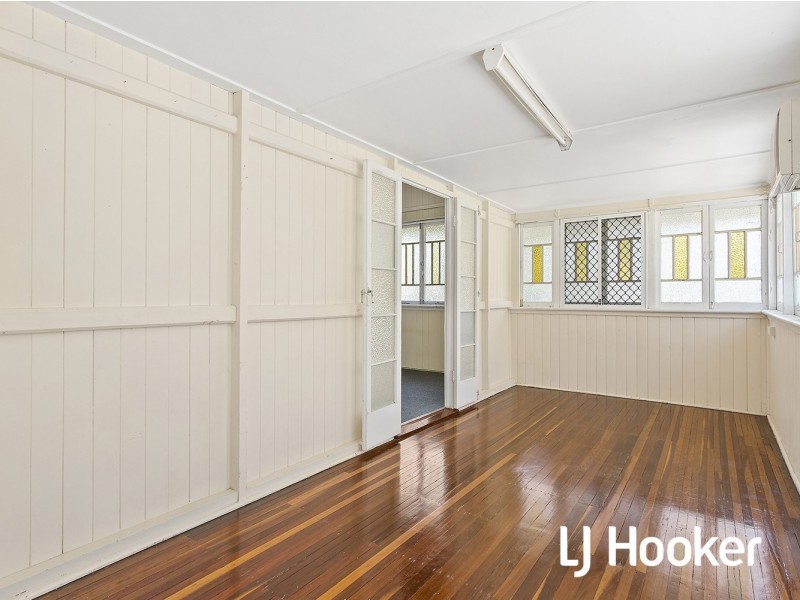 3 Hadgraft Street, Park Avenue QLD 4701