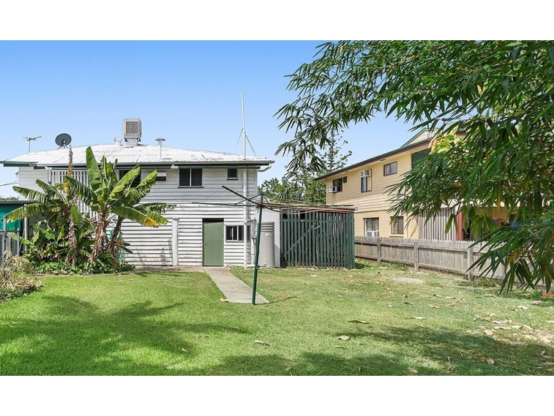 3 Hadgraft Street, Park Avenue QLD 4701