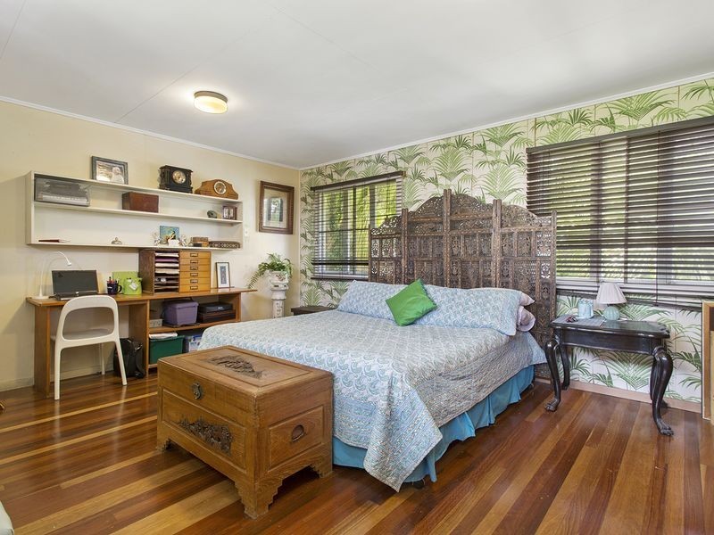 2 Bauhinia Terrace, The Range QLD 4700