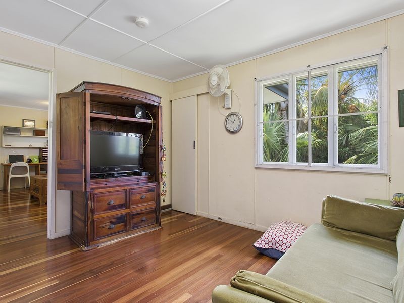 2 Bauhinia Terrace, The Range QLD 4700