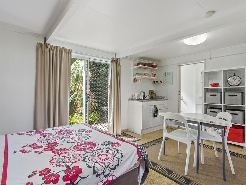 2 Bauhinia Terrace, The Range QLD 4700