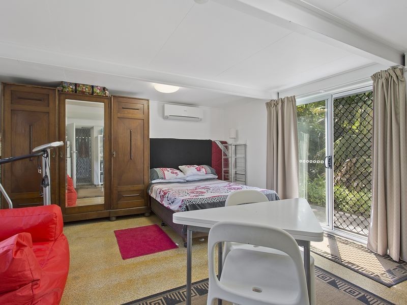 2 Bauhinia Terrace, The Range QLD 4700