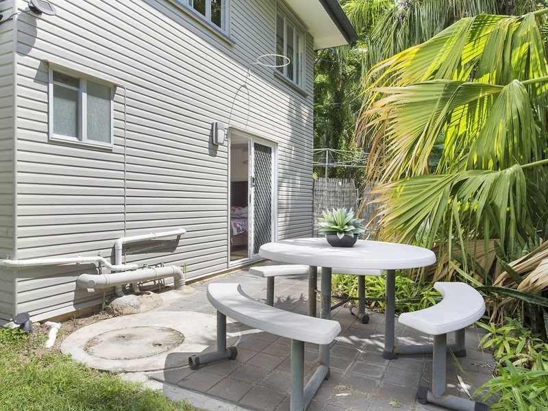 2 Bauhinia Terrace, The Range QLD 4700