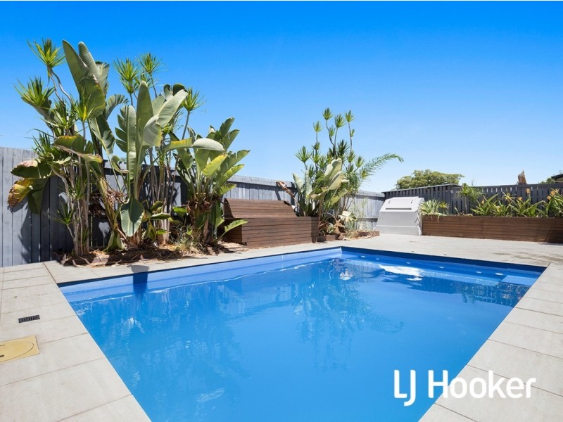 11 Private Street, Allenstown QLD 4700