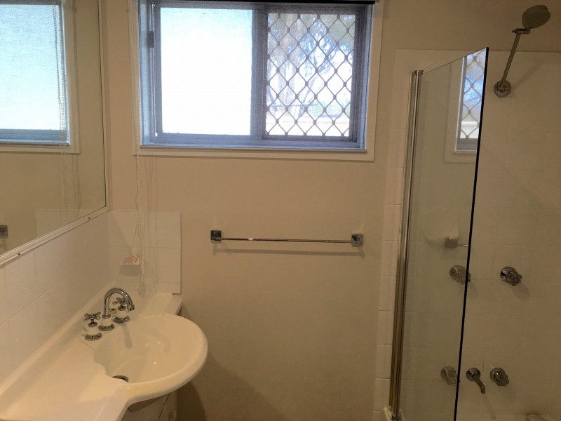 Unit 2/2 Buntain Street, Kawana QLD 4701