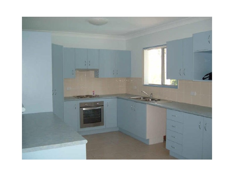 401 PHILP AVENUE, Rockhampton QLD 4700