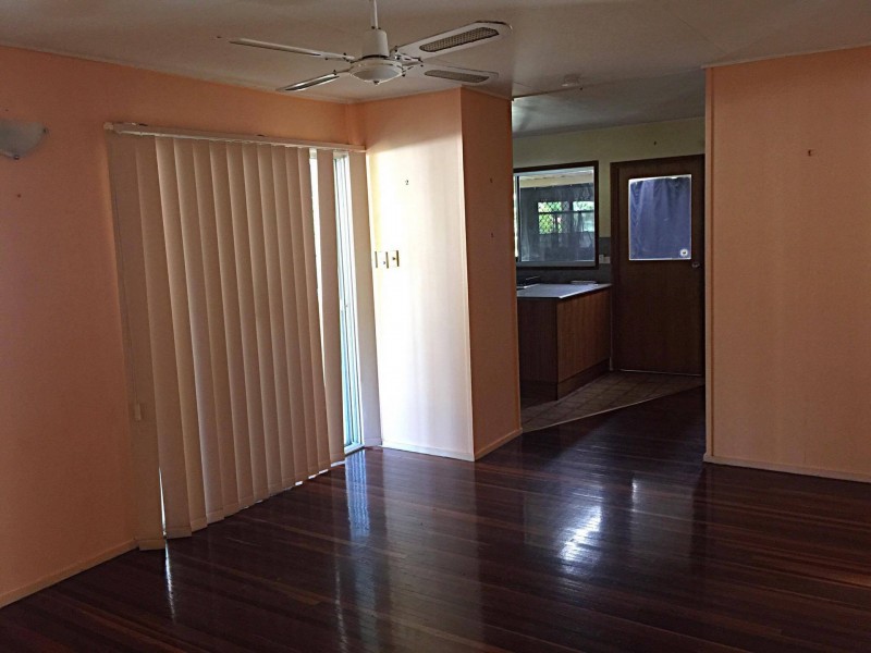 106 Park Street, Park Avenue QLD 4701