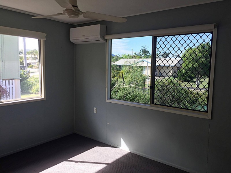 106 Park Street, Park Avenue QLD 4701
