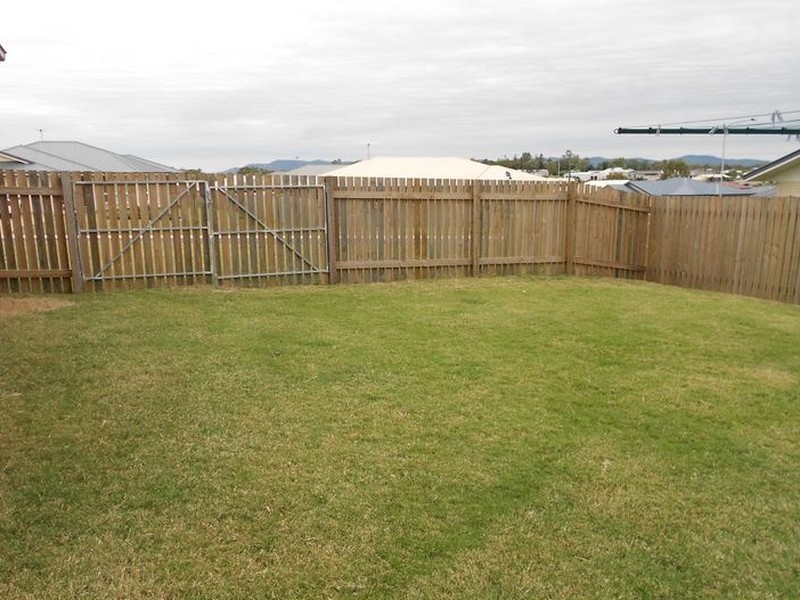 99 Abby Drive, Gracemere QLD 4702
