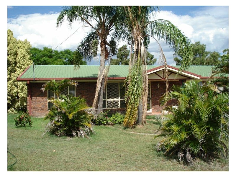 24 Ruff Street, Norman Gardens QLD 4701