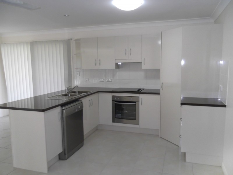 15 Jamieson Street, Gracemere QLD 4702