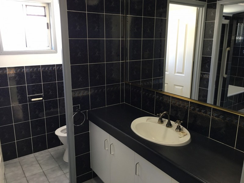 4 Lange Street, Frenchville QLD 4701