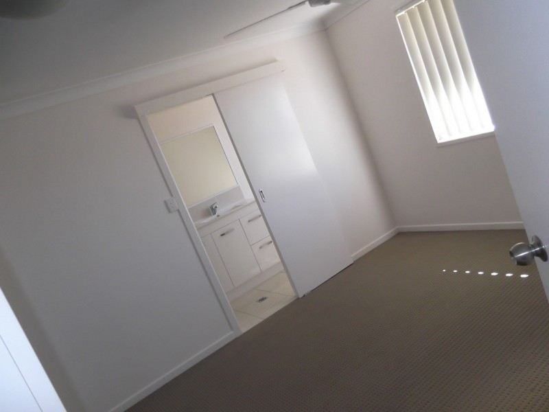 10A Boatwright Avenue, Gracemere QLD 4702