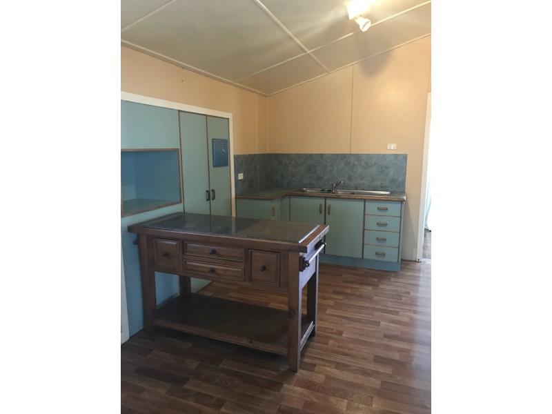 299 Eldon Street, Berserker QLD 4701