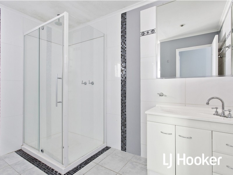 4 Salmon Street, Gracemere QLD 4702