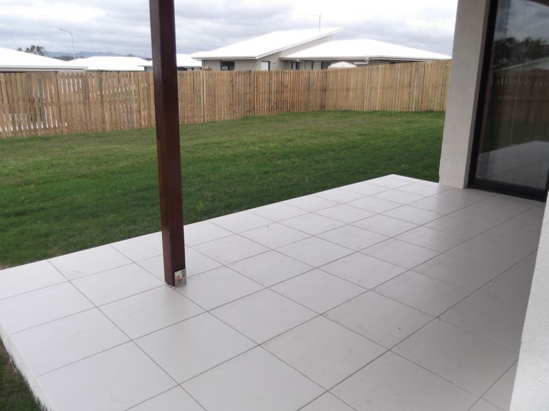 3 Wakim Close, Gracemere QLD 4702