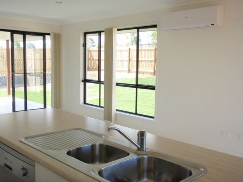 4 Virginia Street, Gracemere QLD 4702