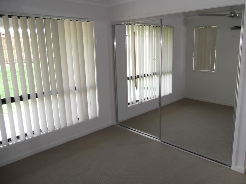 4 Virginia Street, Gracemere QLD 4702