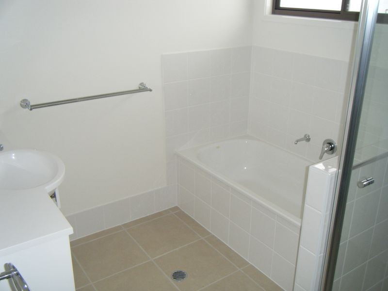 20 Chatterton Blvd, Gracemere QLD 4702