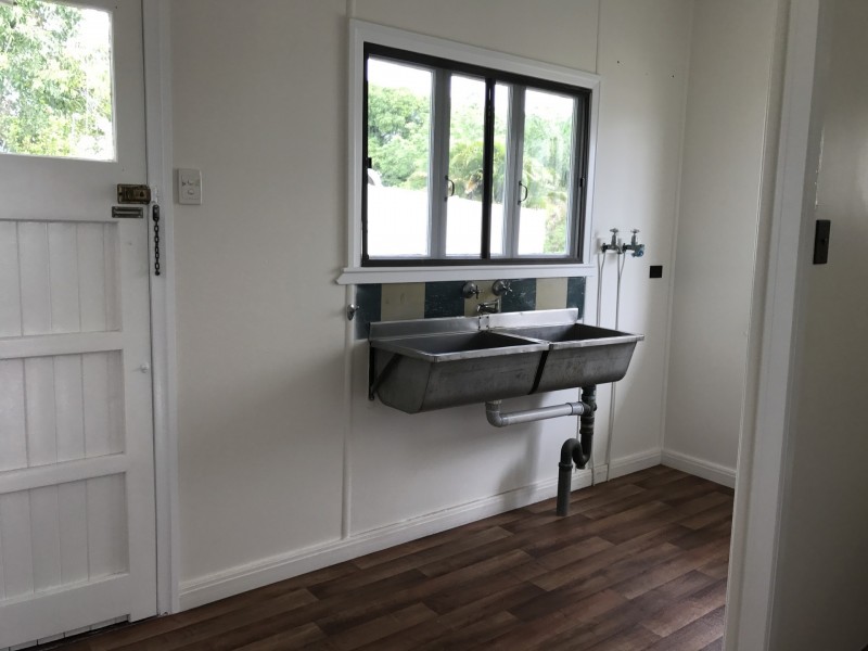 3 Jefferries Street, The Range QLD 4700