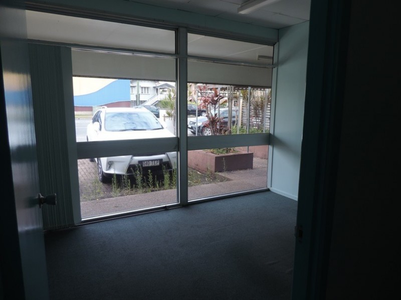 27 Bolsover Street, Rockhampton City QLD 4700