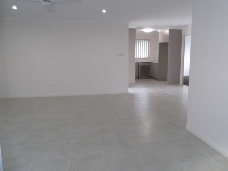 11 Justin Street, Gracemere QLD 4702