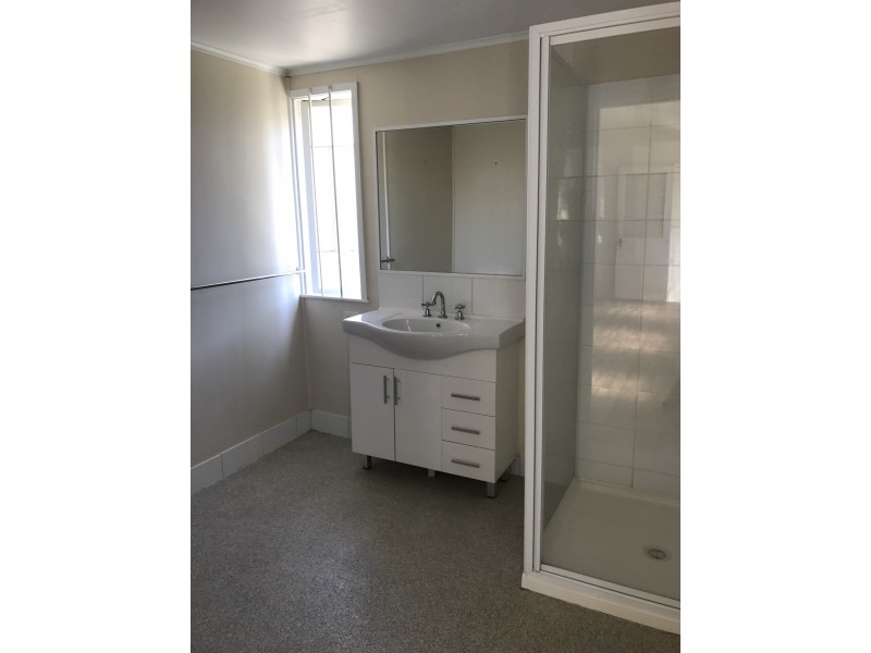 208 Berserker Street, Berserker QLD 4701