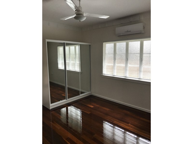 2 Agnes Street, The Range QLD 4700