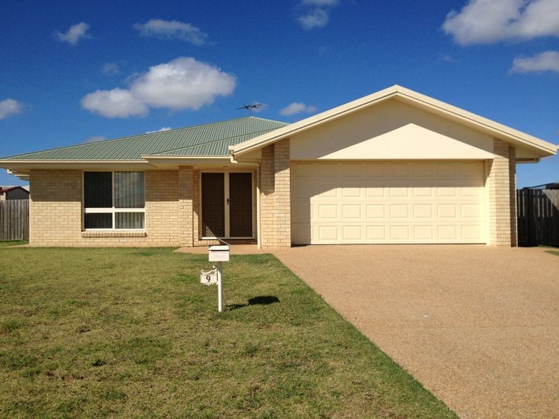 9 Boatwright Avenue, Gracemere QLD 4702