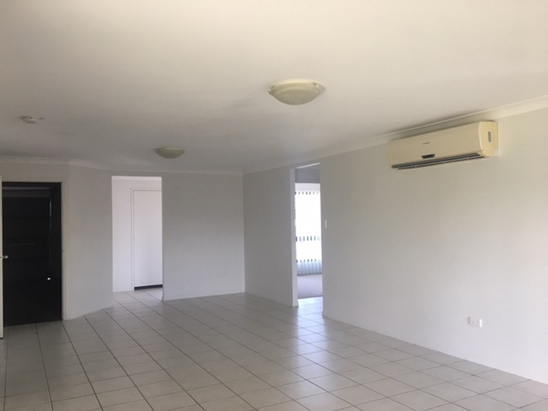 22 William Close, Gracemere QLD 4702