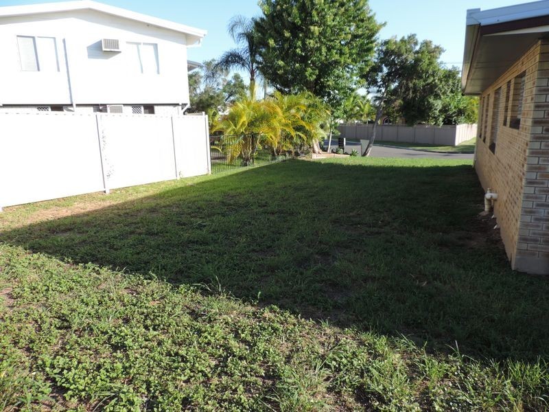 Unit 2/362 Irving Avenue, Frenchville QLD 4701