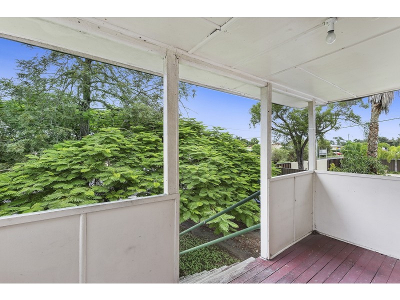 19 Thomasson Street, Park Avenue QLD 4701