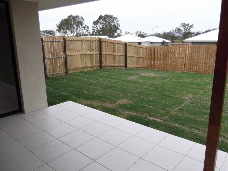 18 Amy Street, Gracemere QLD 4702