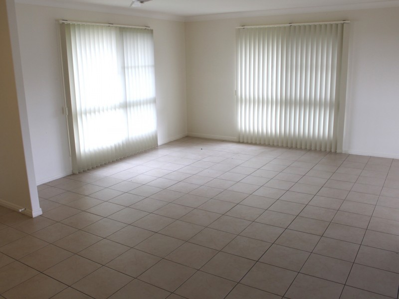 30 Lucas Street, Gracemere QLD 4702