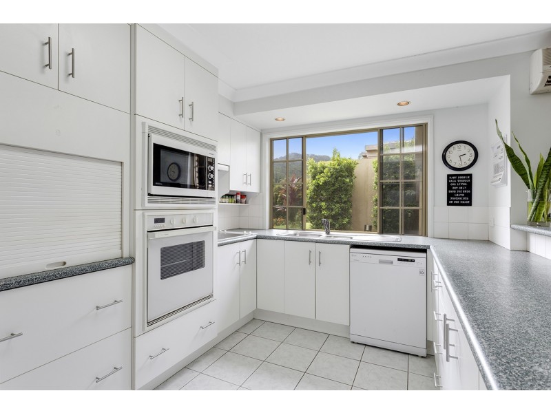 16 Berkelman Street, Frenchville QLD 4701